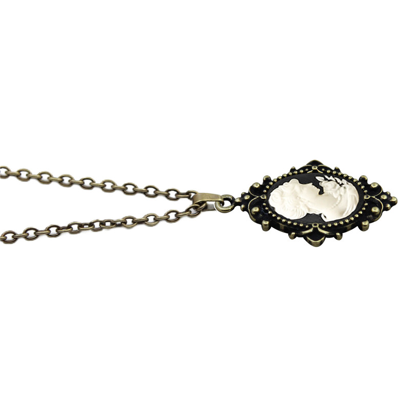 Vintage Lady Queen Cameo Neckl - Vintage Fashion Queen ulasan dan harga