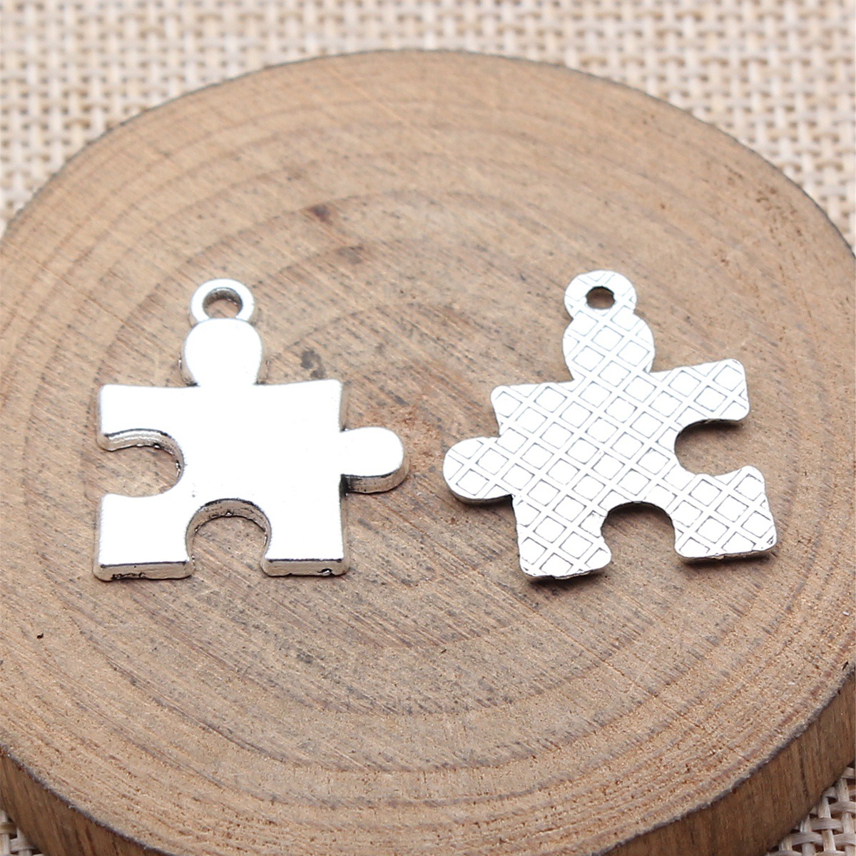 WYSIWYG 10pcs 23x20mm 2 Colors - Vintage Fashion Pieces ulasan dan harga