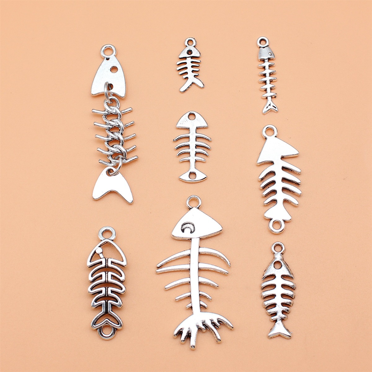 8pcs Antique Silver Color Fish - Vintage Fashion Collection ulasan dan harga